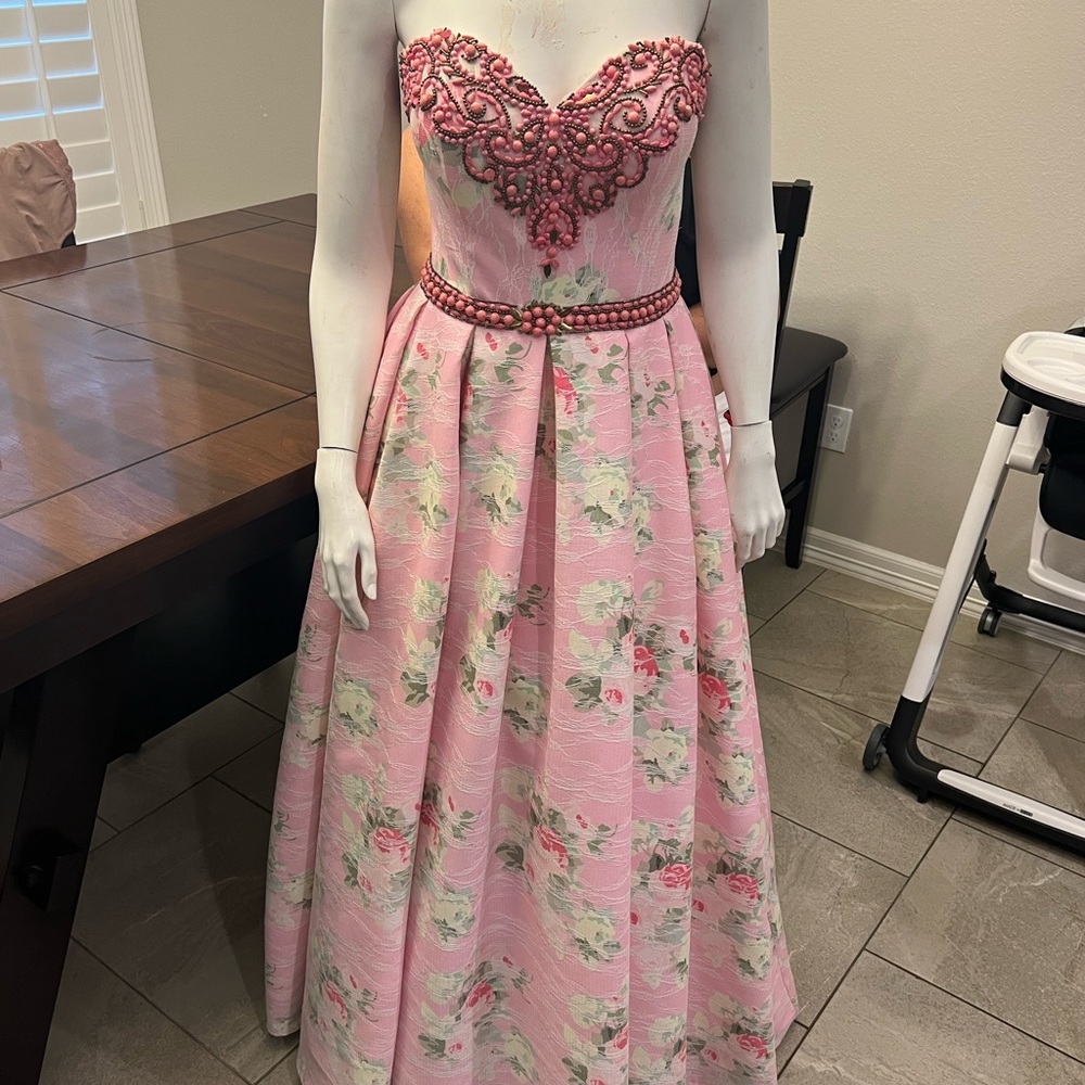 Prom / Formal Dress